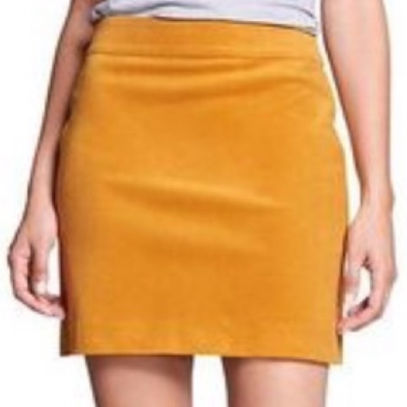 Banana Republic Corduroy Skirt - Picture 1 of 4